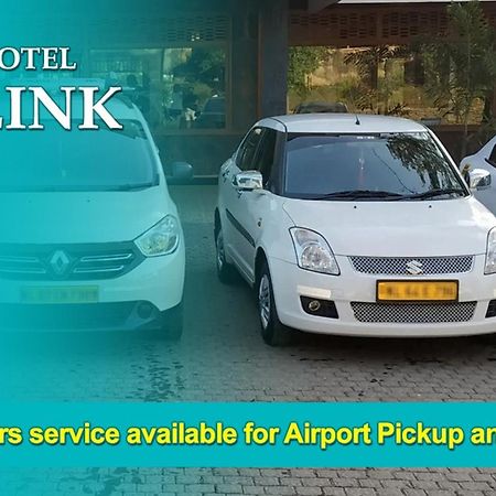Hotel Clink New Delhi Airport エクステリア 写真
