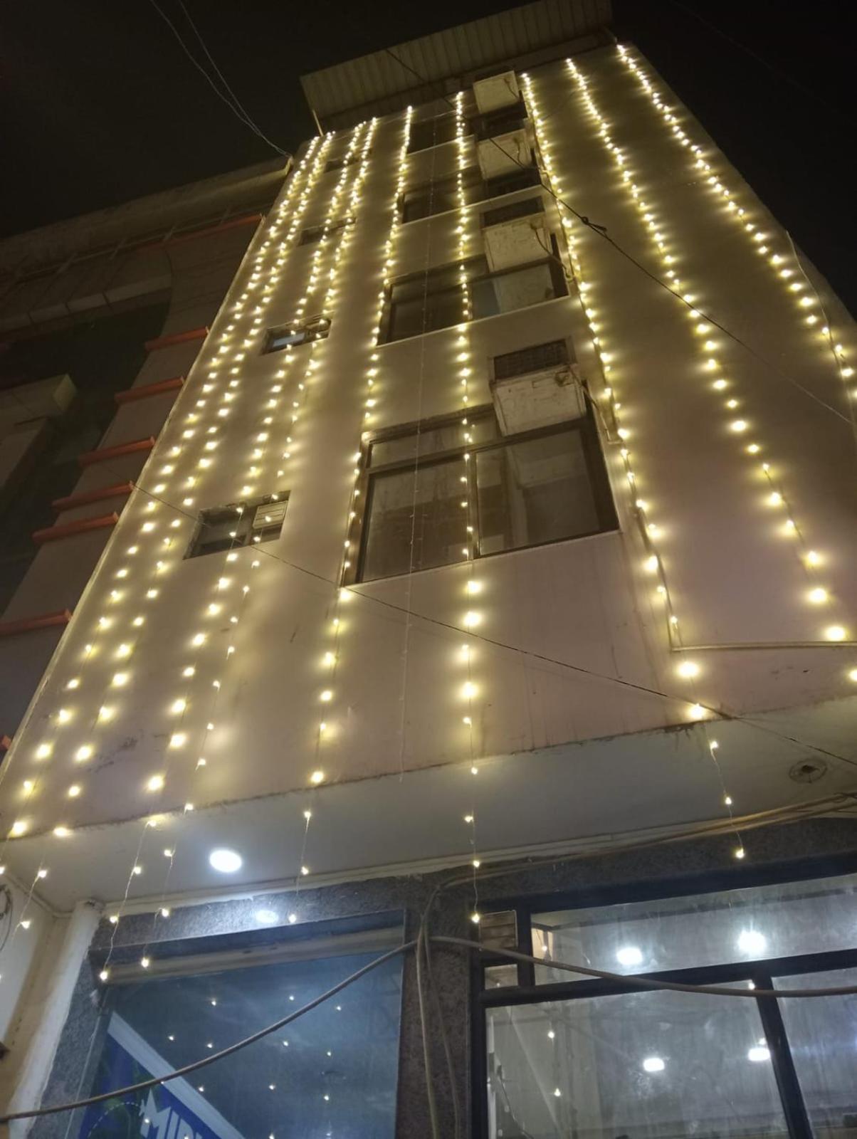 Hotel Clink New Delhi Airport エクステリア 写真